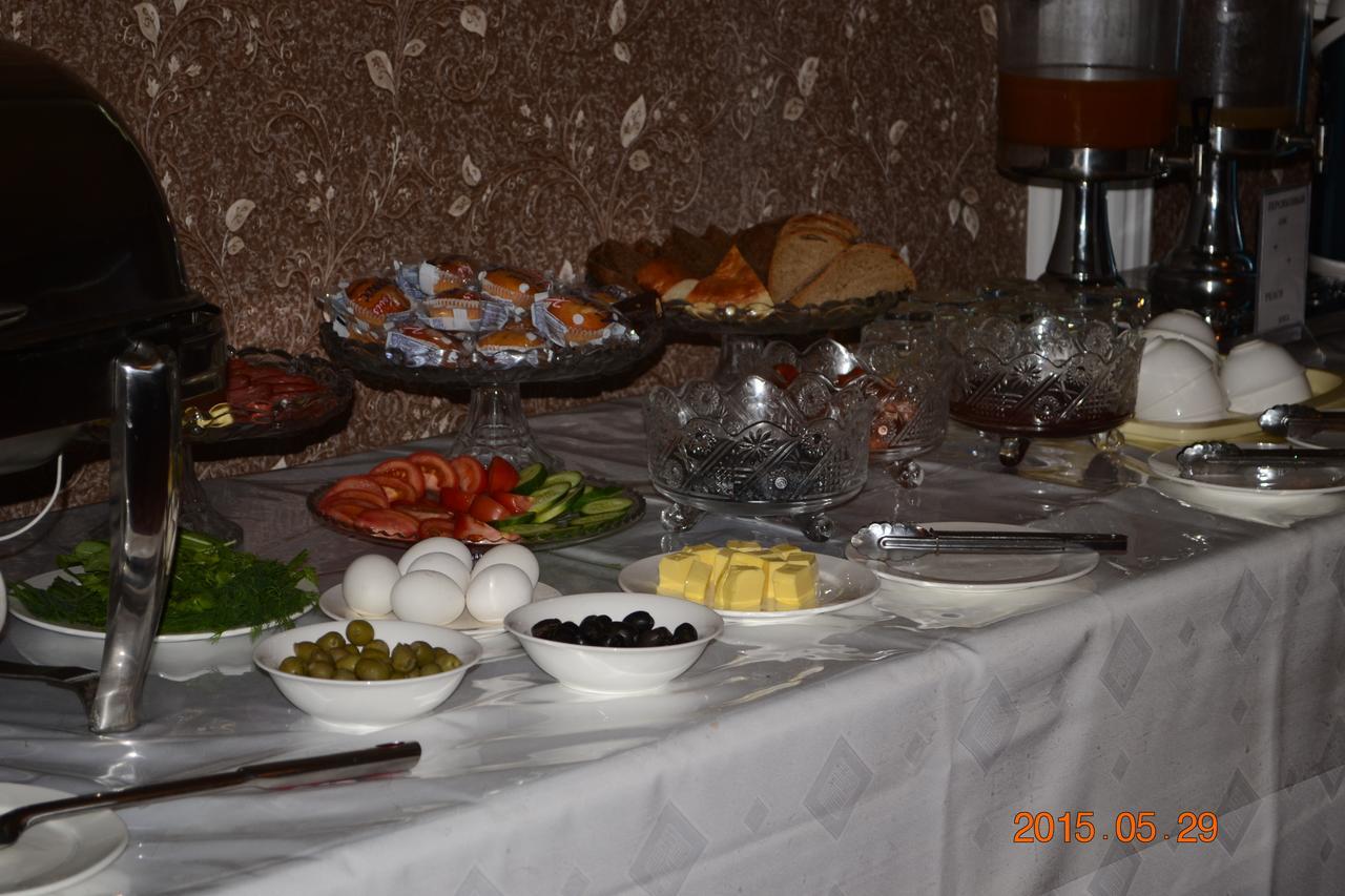Firuz Hotel Khujand Dış mekan fotoğraf